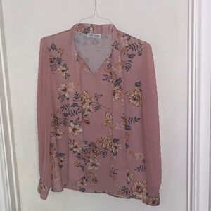 Kate Kasin Floral Pussybow Blouse in Soft Pink